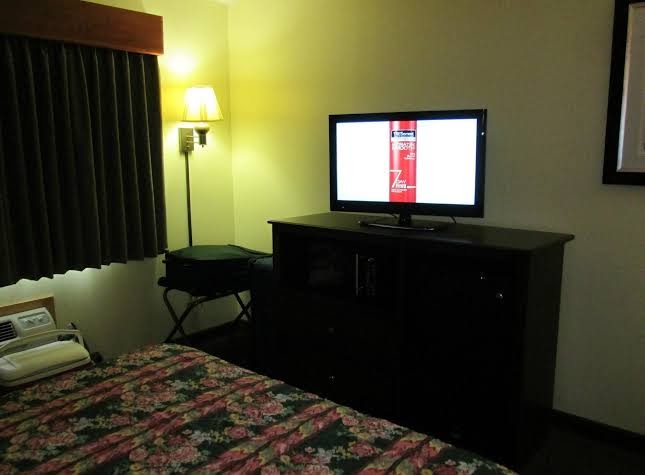 Super 8 by Wyndham Ottumwa photo 3