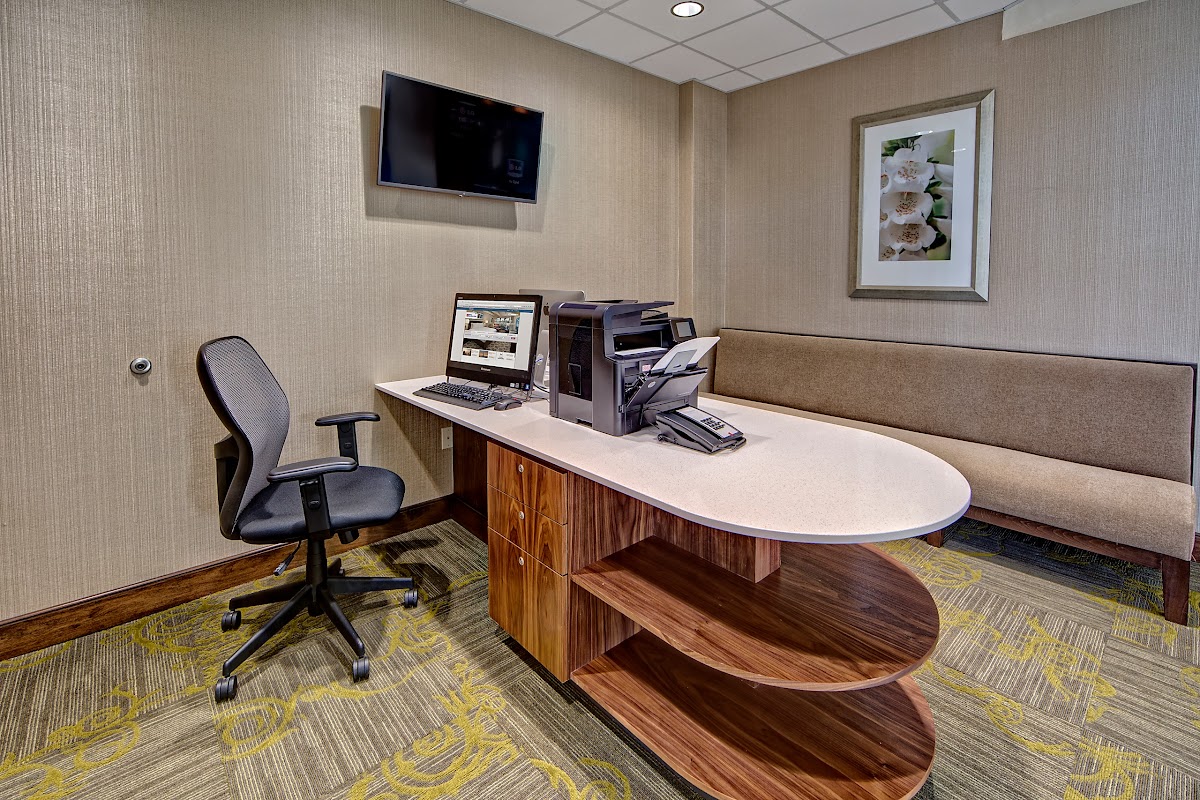 Hilton Garden Inn Charleston / Mt. Pleasant photo 3