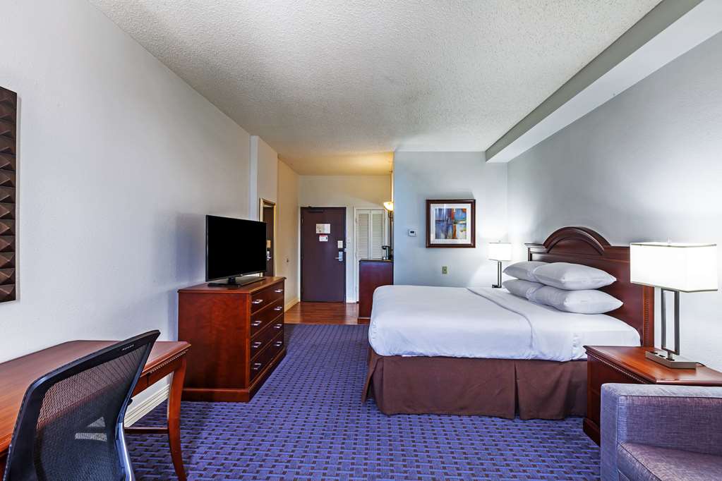 Hilton Waco photo 2