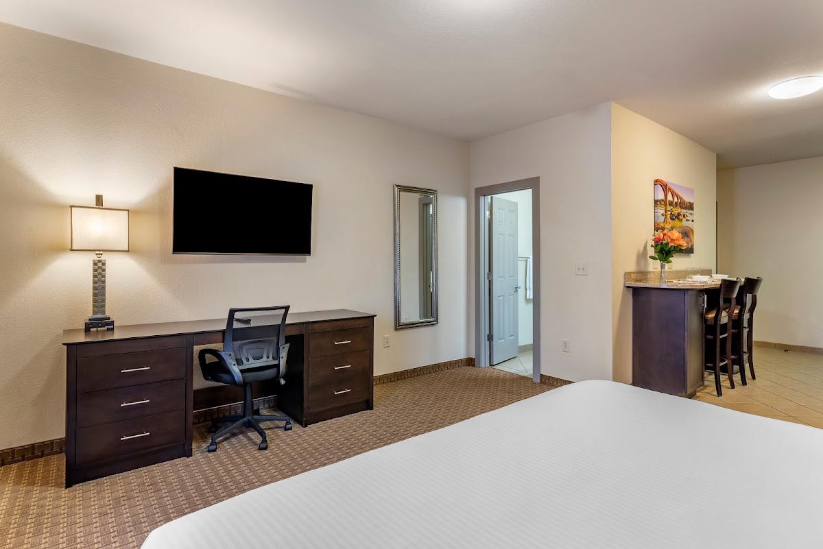 Stay-Over Suites photo 2
