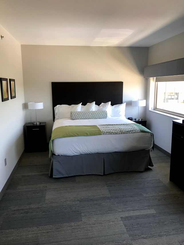 Legend Trail Inn & Suites