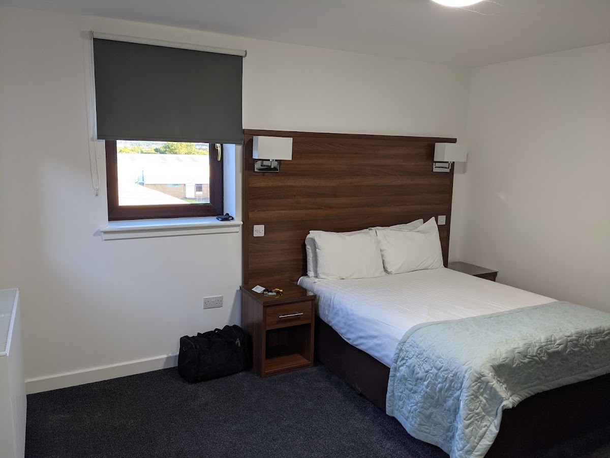Premier Lodge photo 2