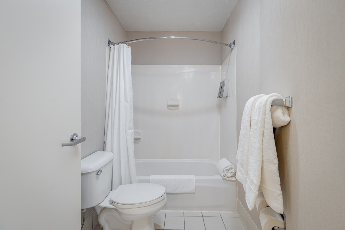 MySuites Lawton photo 3