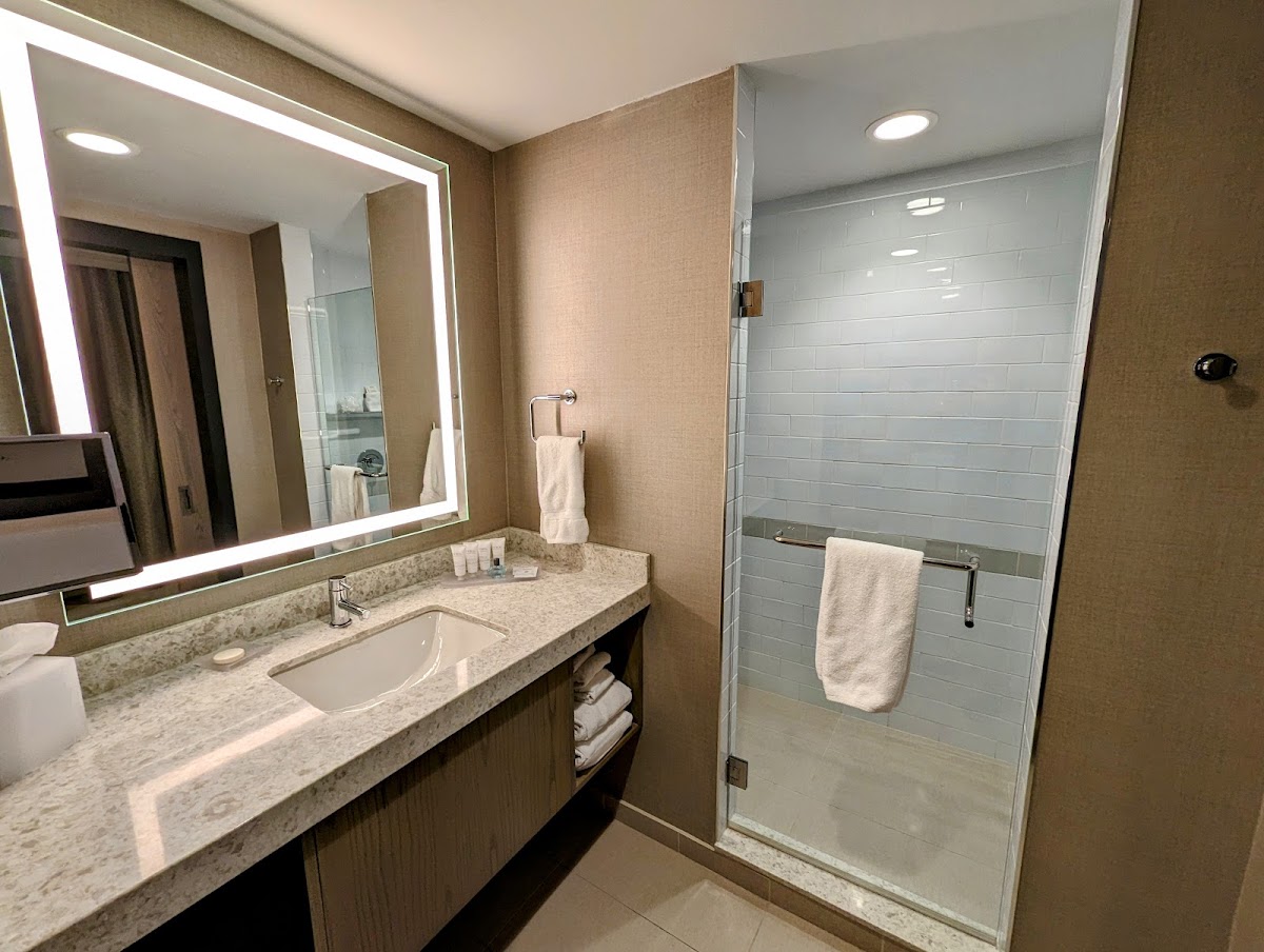 The Summit Hotel photo 3