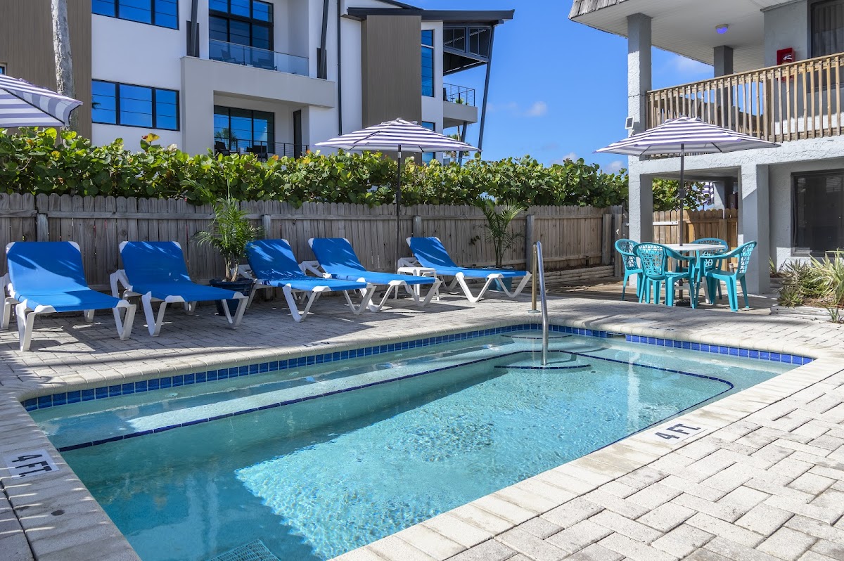 Sabal Palms Inn