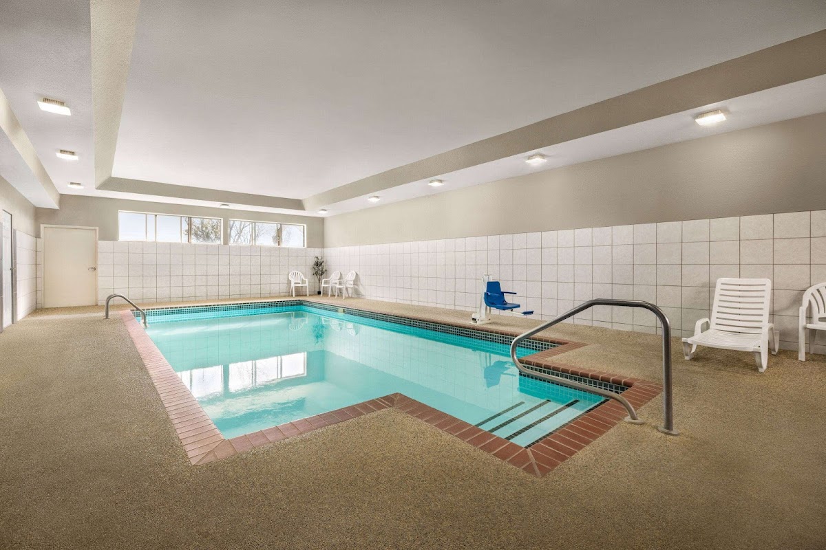 Microtel Inn & Suites by Wyndham New Ulm photo 3