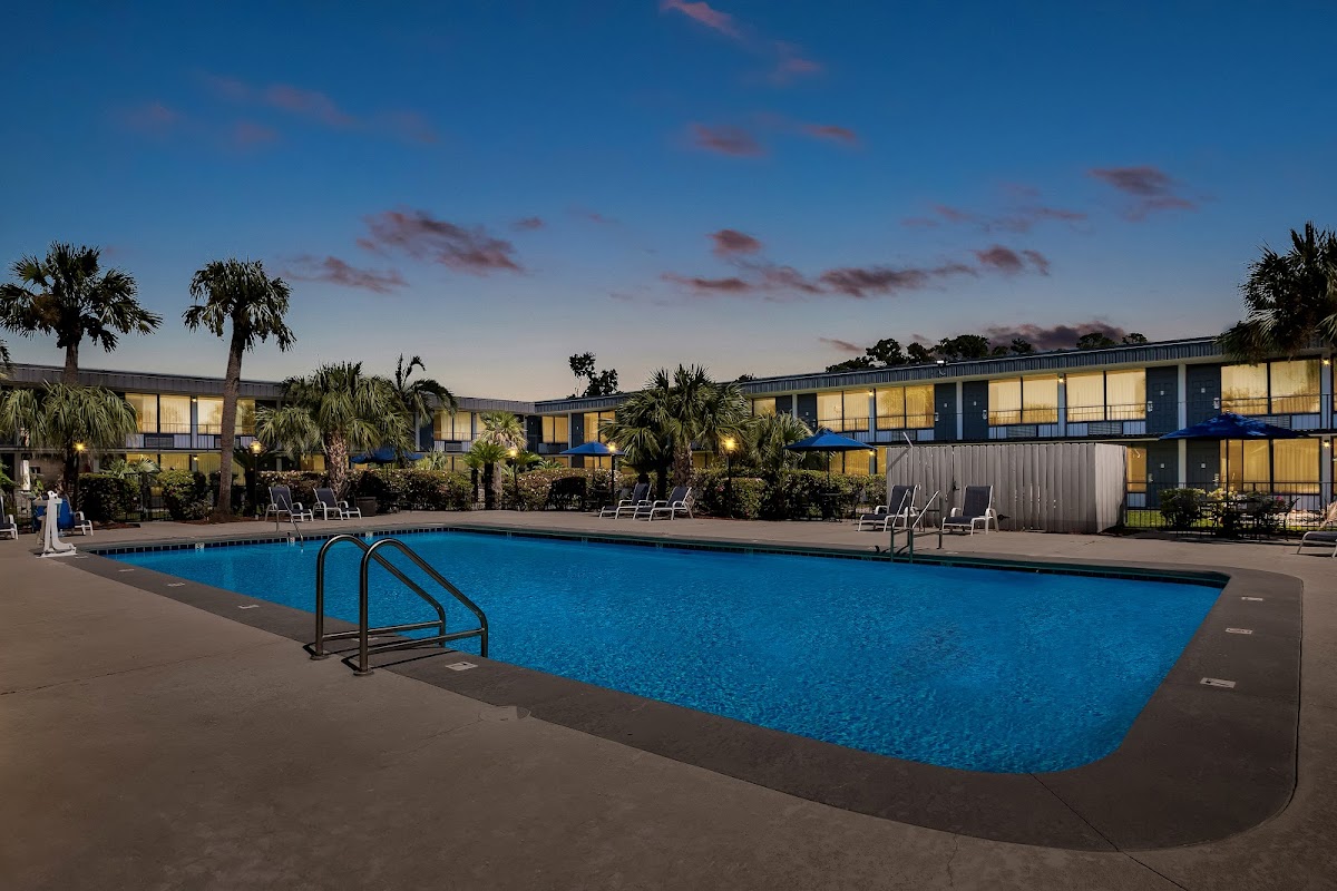 Suburban Studios Slidell I-10 photo 3