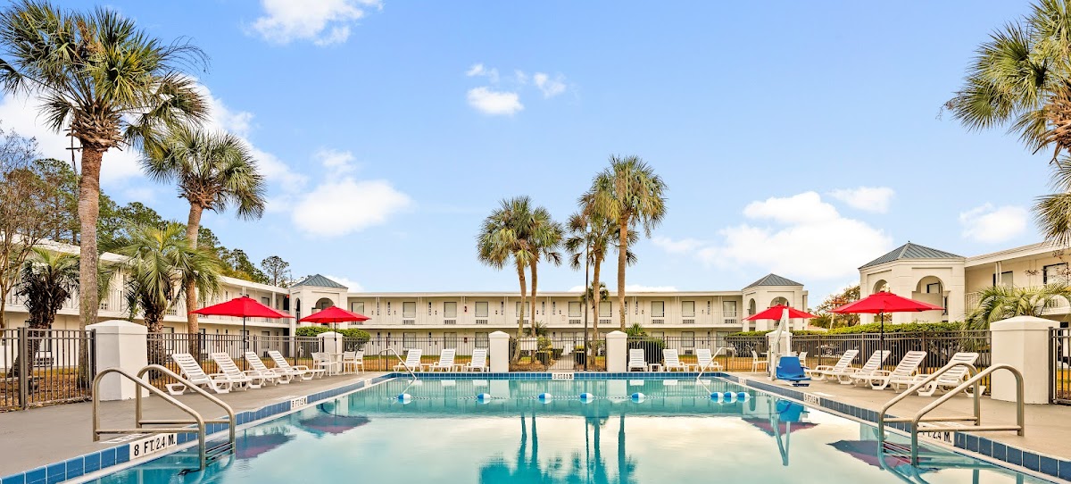 Baymont by Wyndham Jacksonville Airport photo 3