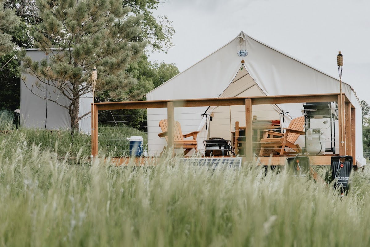 Monument Glamping