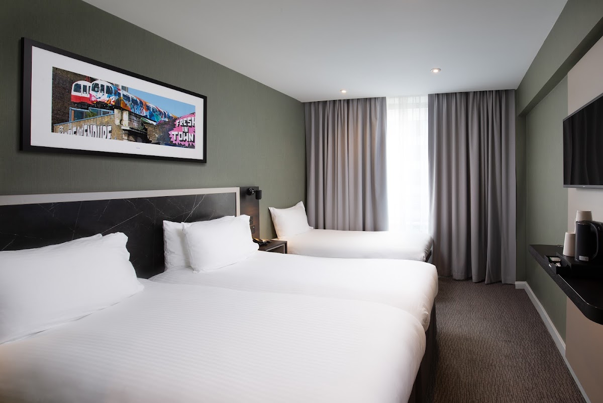 Royal National Hotel photo 2