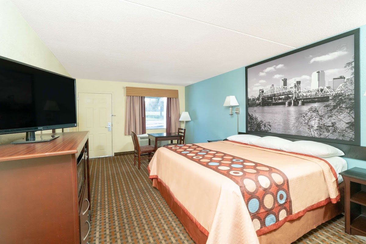 Super 8 by Wyndham North Little Rock/McCain photo 2