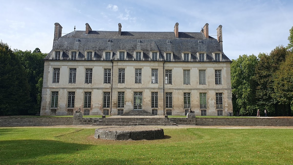 Chateau de Dampierre