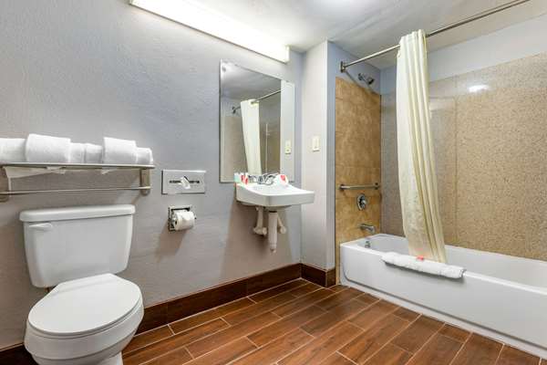 Econo Lodge Rock Hill Northeast photo 3