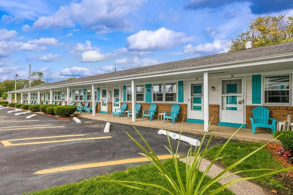 Riviera Motel Erie