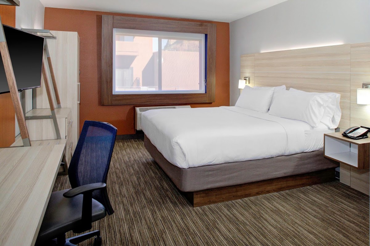 Holiday Inn Express Sedona - Oak Creek by IHG photo 2