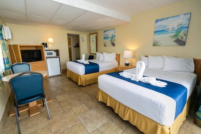 Gondolier Oceanfront Motel photo 2