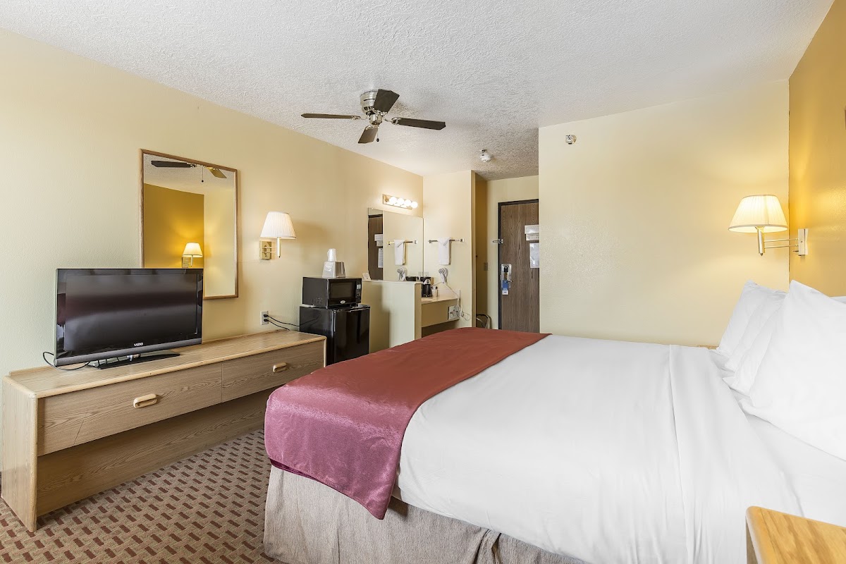Rodeway Inn & Suites Monticello photo 2