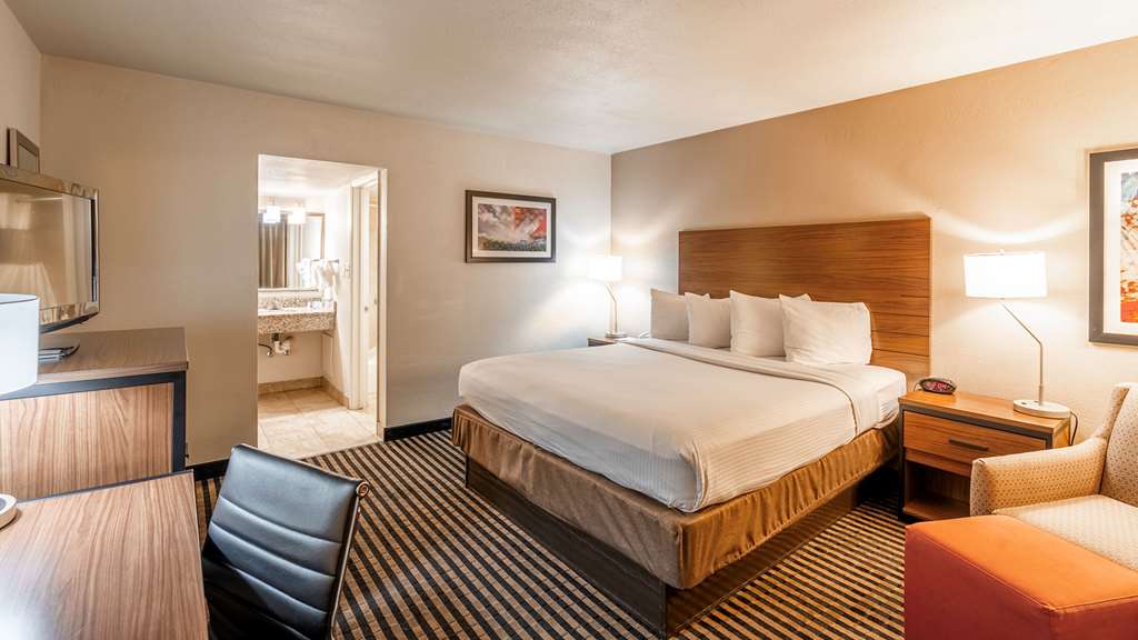 Best Western Town House Lodge photo 2