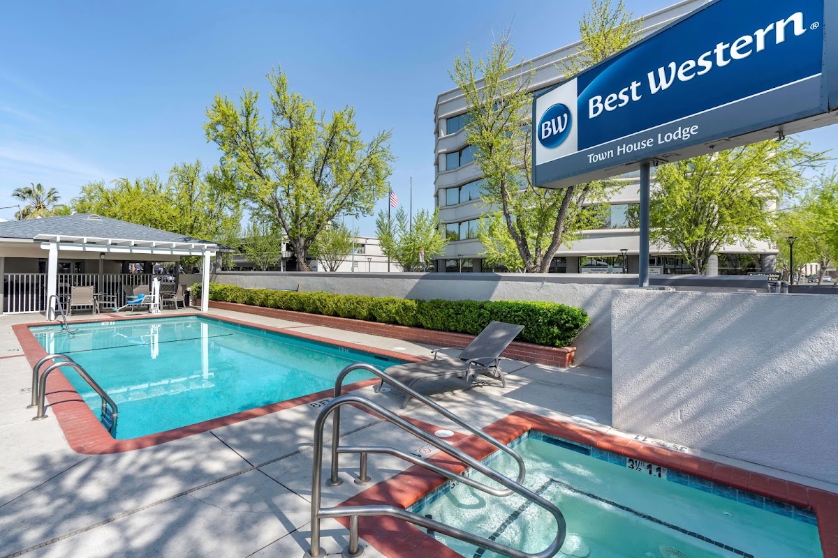 Best Western Town House Lodge photo 3