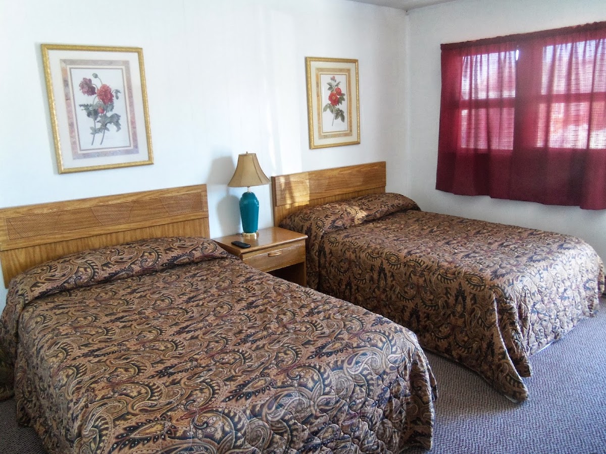 Super 54 Inn photo 2