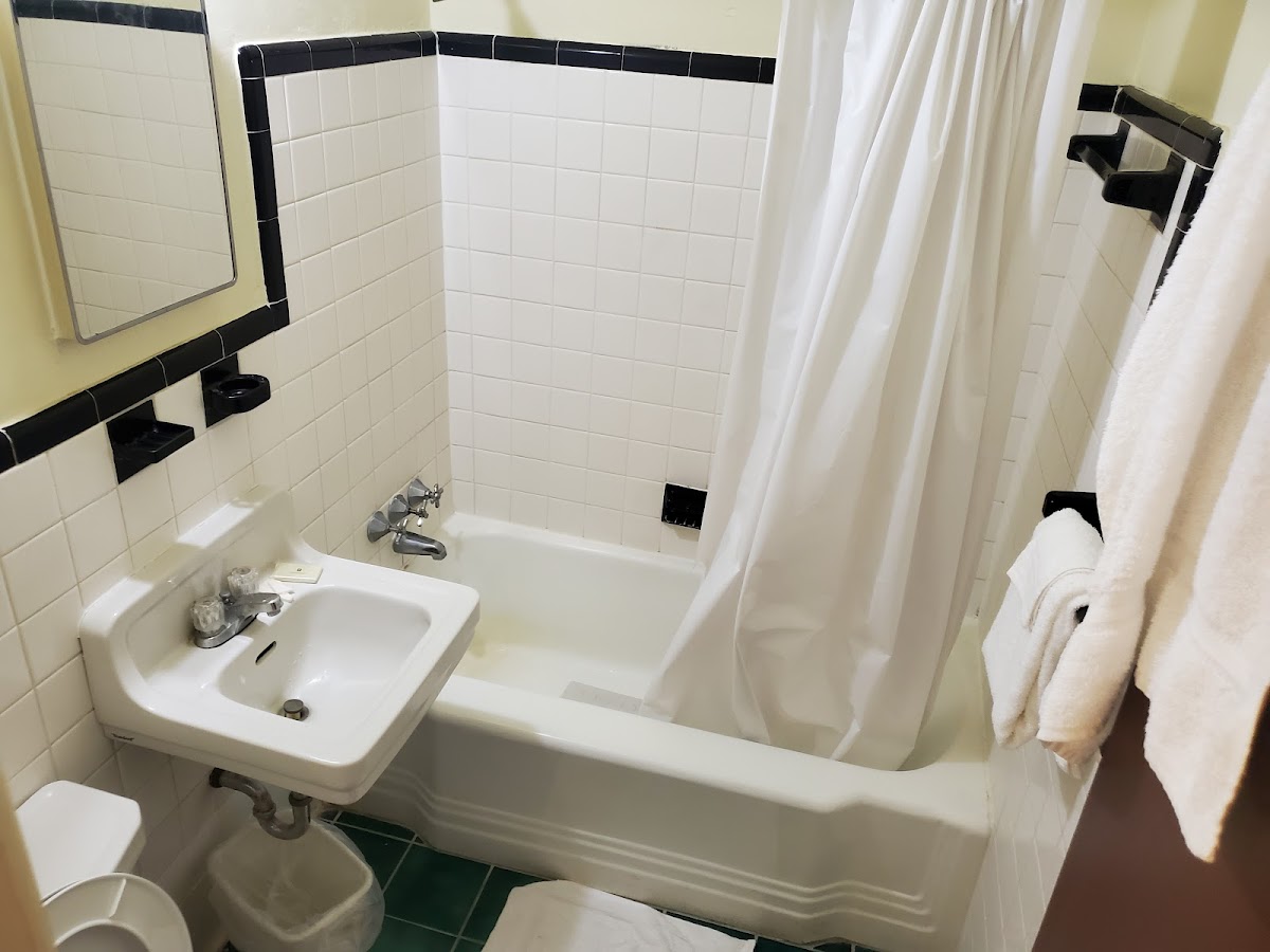 Hawaii Motel photo 3