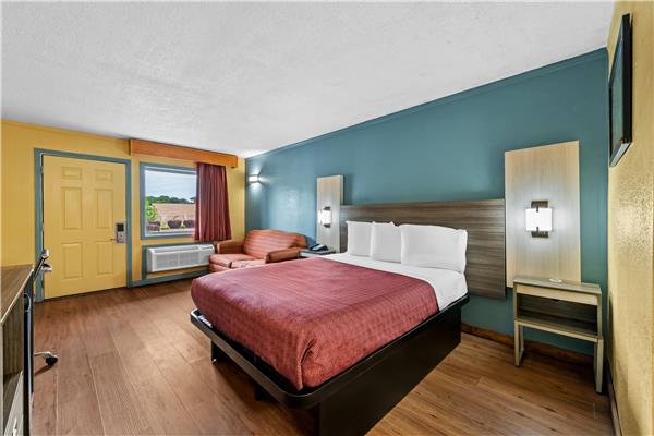 Econo Lodge Charlotte Airport Area photo 2