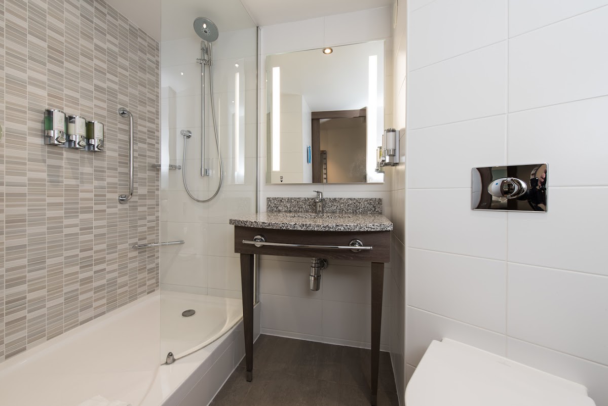 Hampton by Hilton Edinburgh West End photo 3