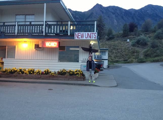 4 Pines Motel