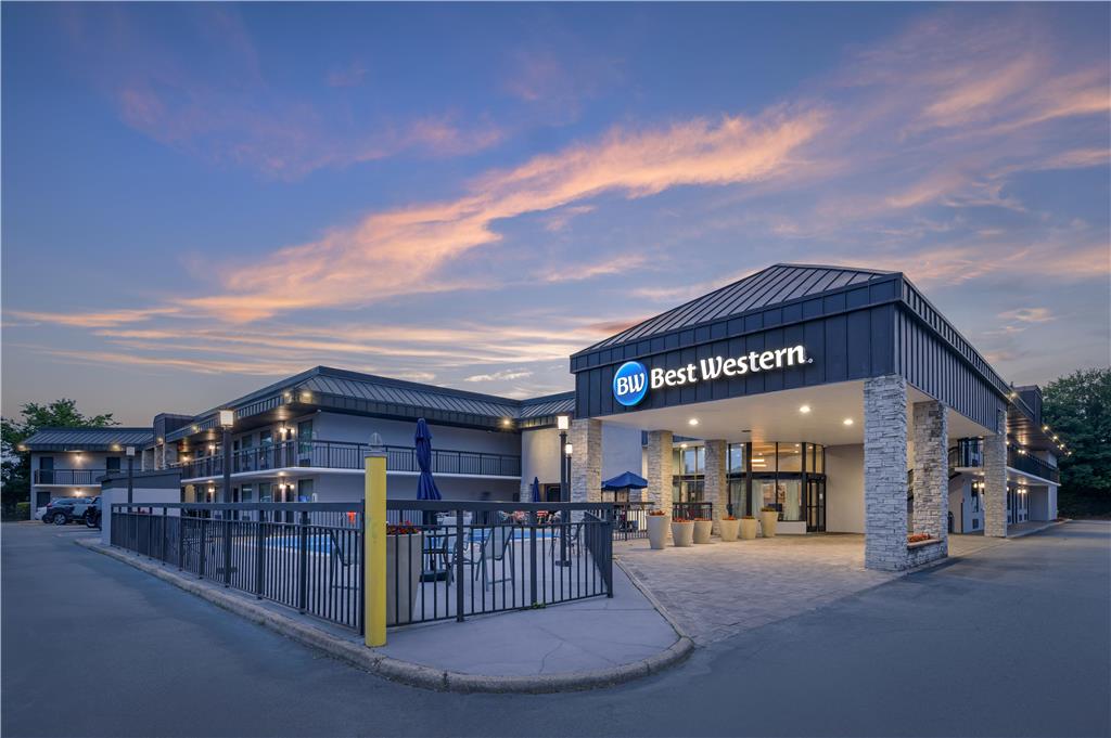 Best Western Center Inn