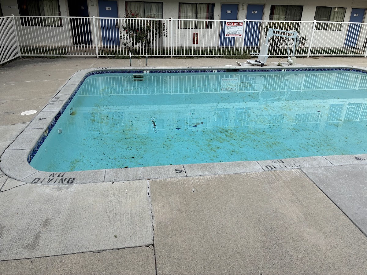 Motel 6 Yreka, CA photo 3