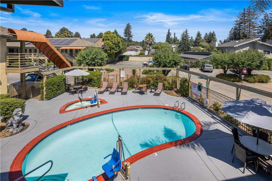 Comfort Inn Santa Cruz North photo 3