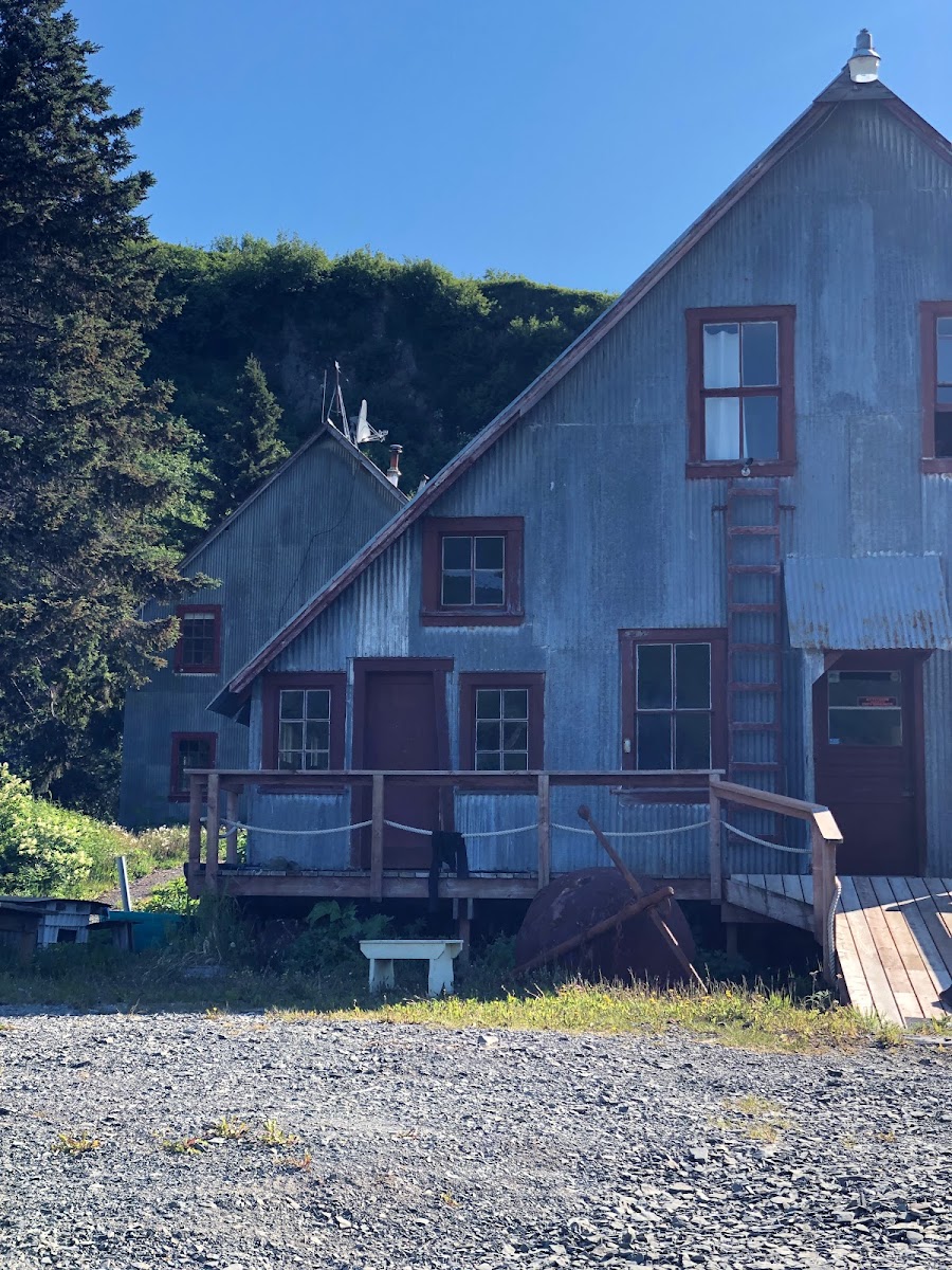 Snug Harbor Outpost