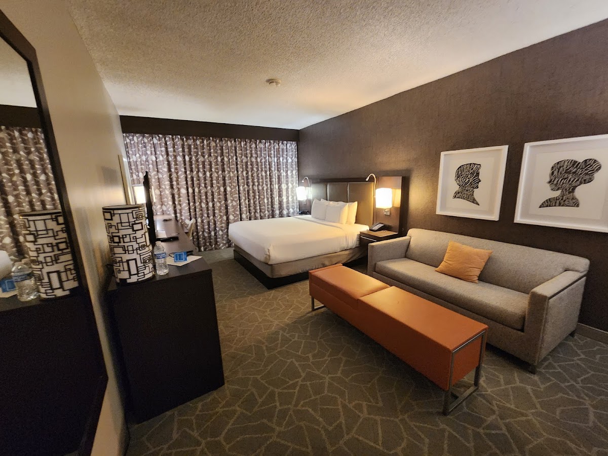 DoubleTree by Hilton Atlanta Perimeter Dunwoody photo 2