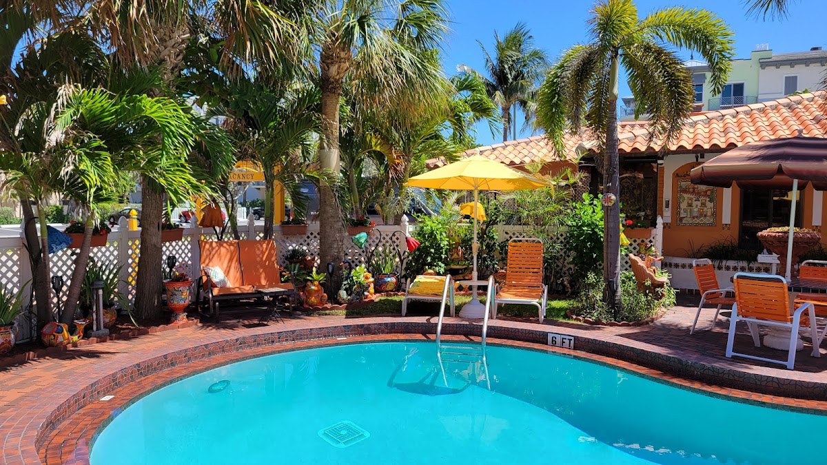 Blue Seas Courtyard photo 3