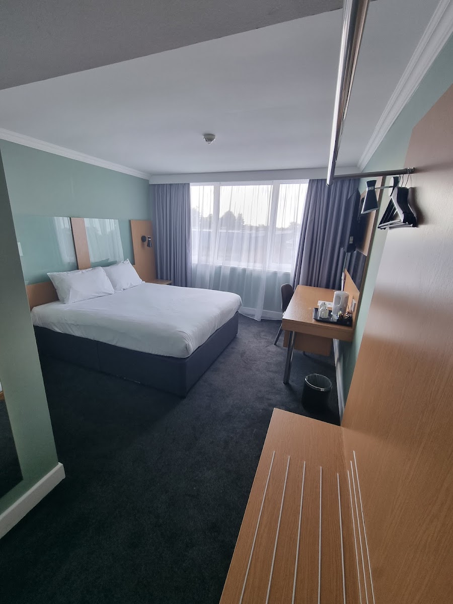 The Harlow Hotel By Accor photo 2