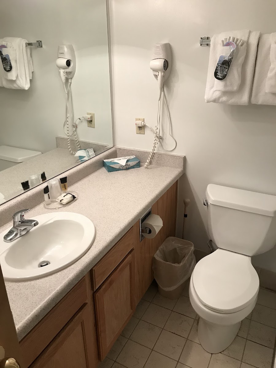 BLDG 1030, lodging photo 2