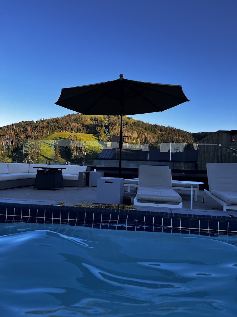 Silver Lake Lodge