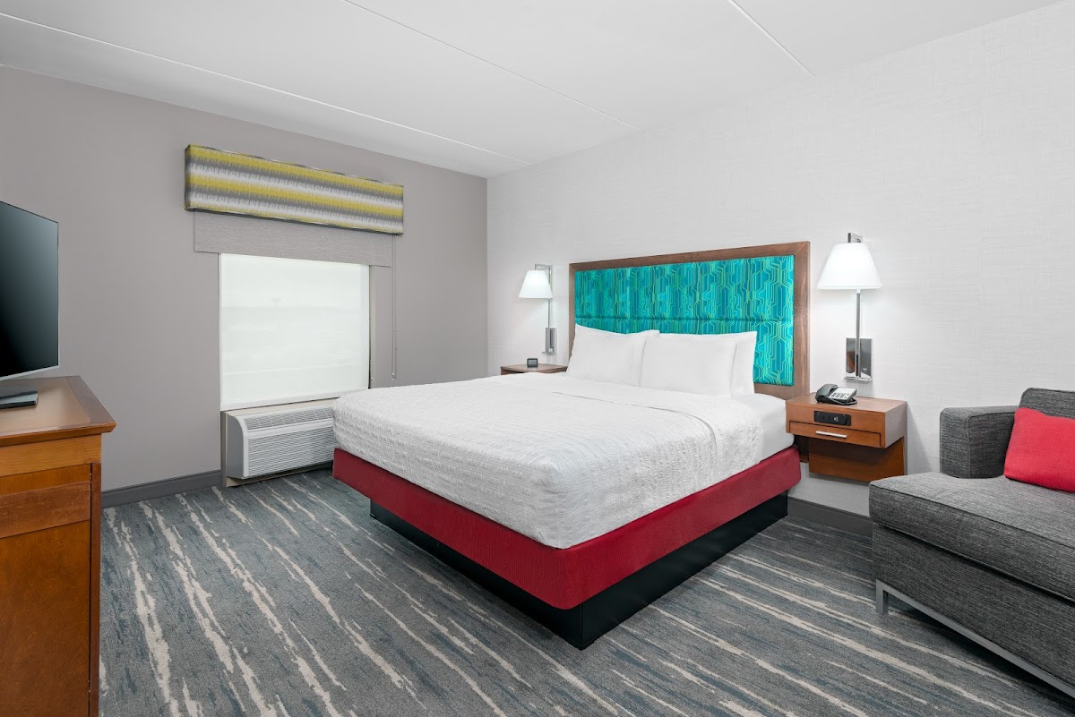 Hampton Inn Coventry-Warwick Area photo 2