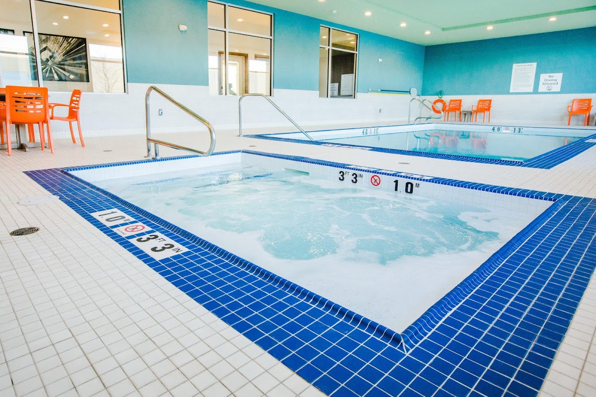 Holiday Inn Express & Suites West Edmonton-Mall Area by IHG photo 3