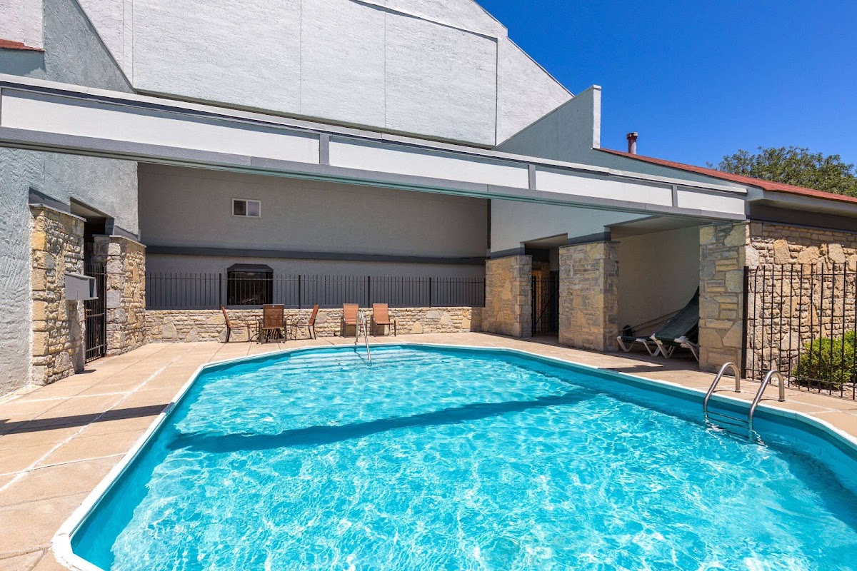 Super 8 by Wyndham Fort Mitchell Cincinnati Area