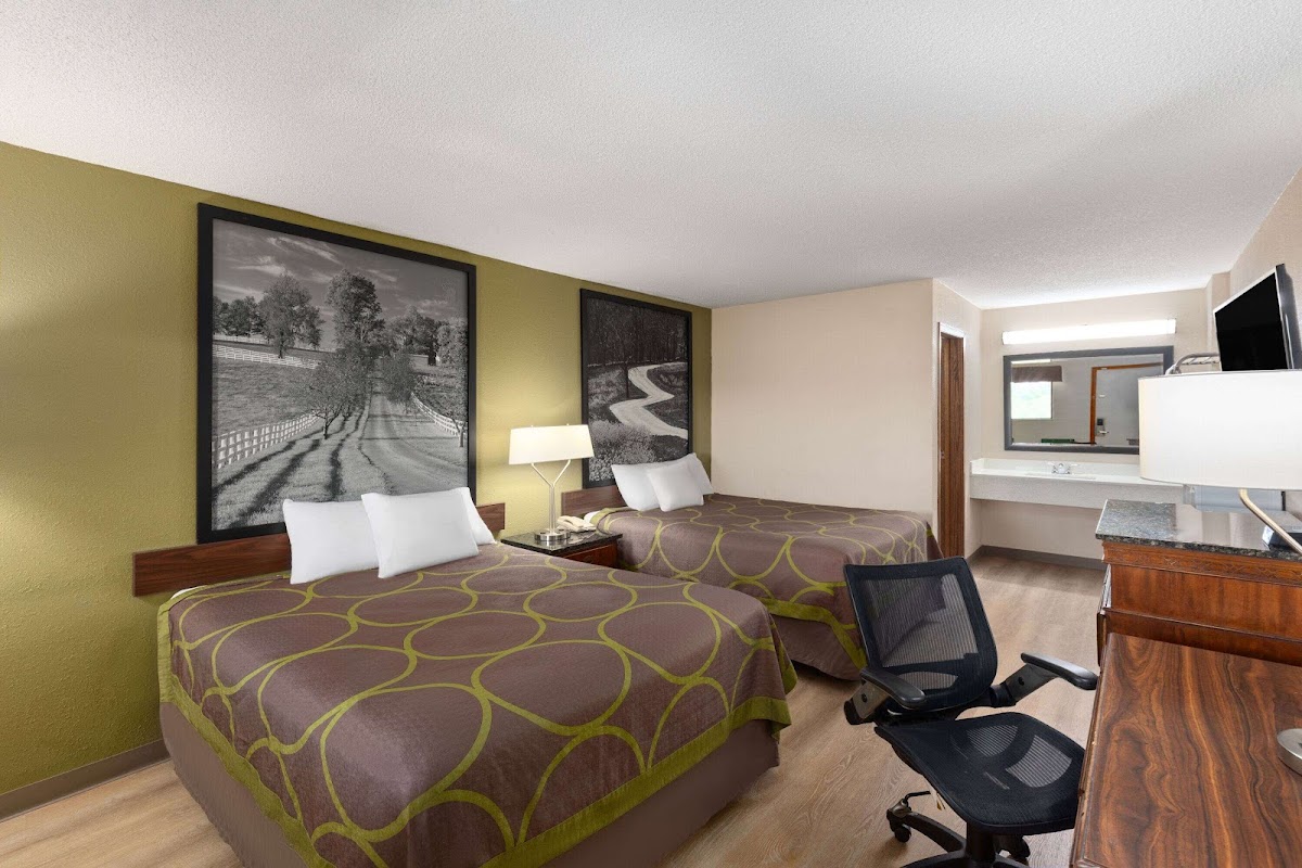 Super 8 by Wyndham Fort Mitchell Cincinnati Area photo 2