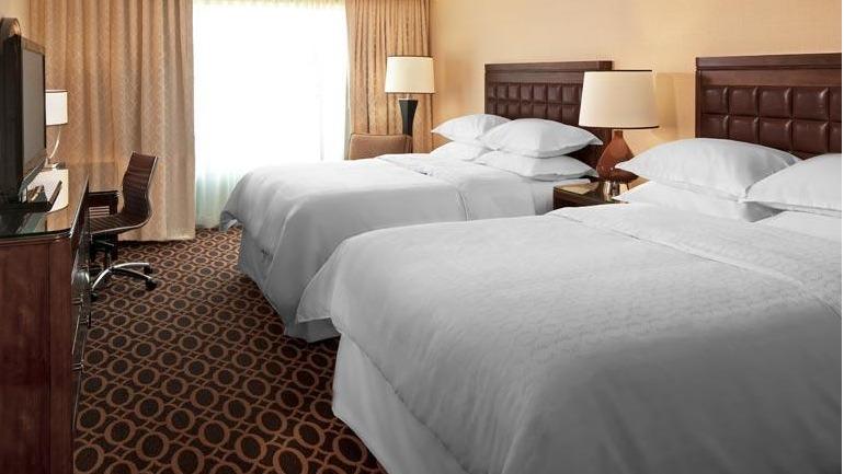 Sheraton Ann Arbor Hotel photo 2