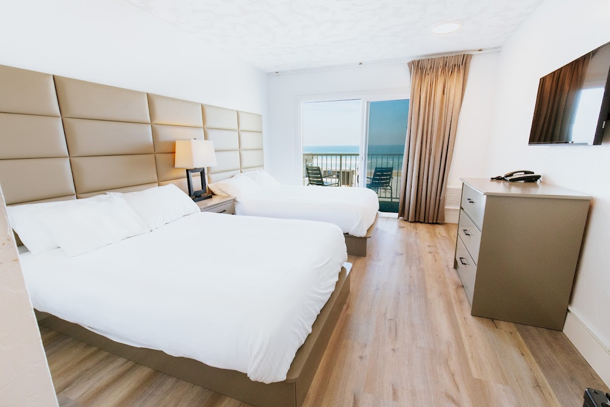 Surfer Beach Hotel photo 2