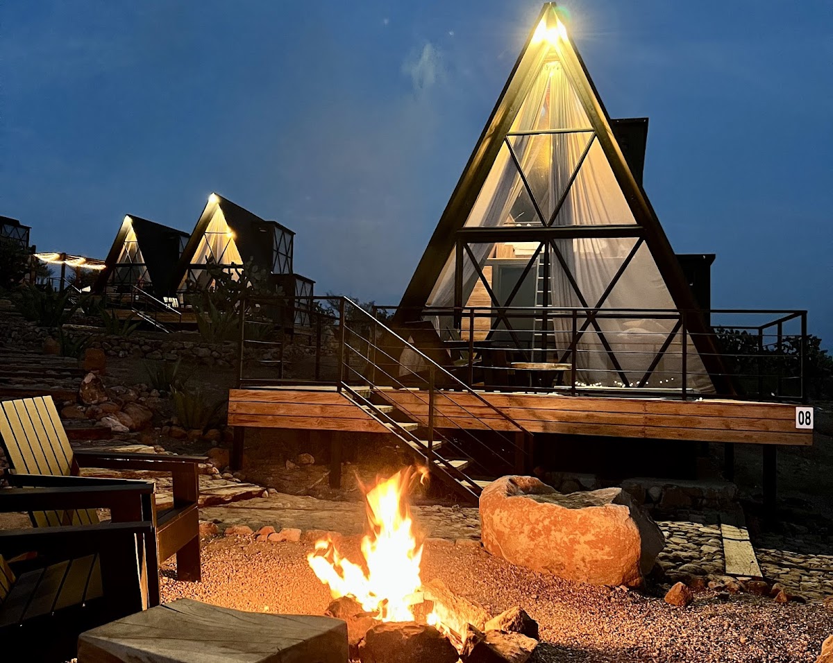 Coyote Hotel