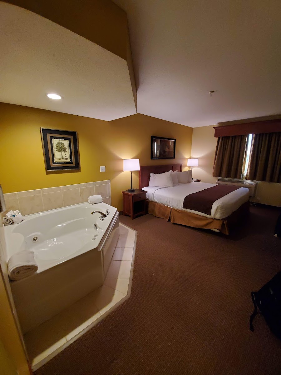 GrandStay Hotel & Suites Pipestone photo 2