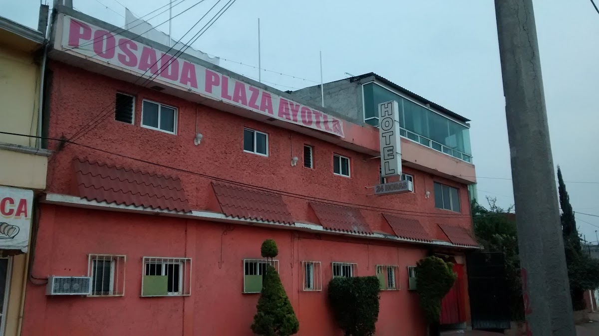 Posada Plaza Constantino