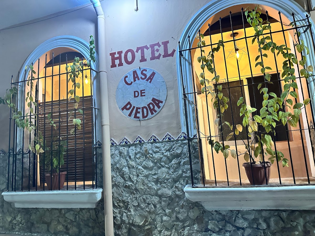 Hotel Casa De Piedra