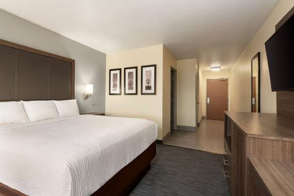 Wingate by Wyndham Appleton photo 2
