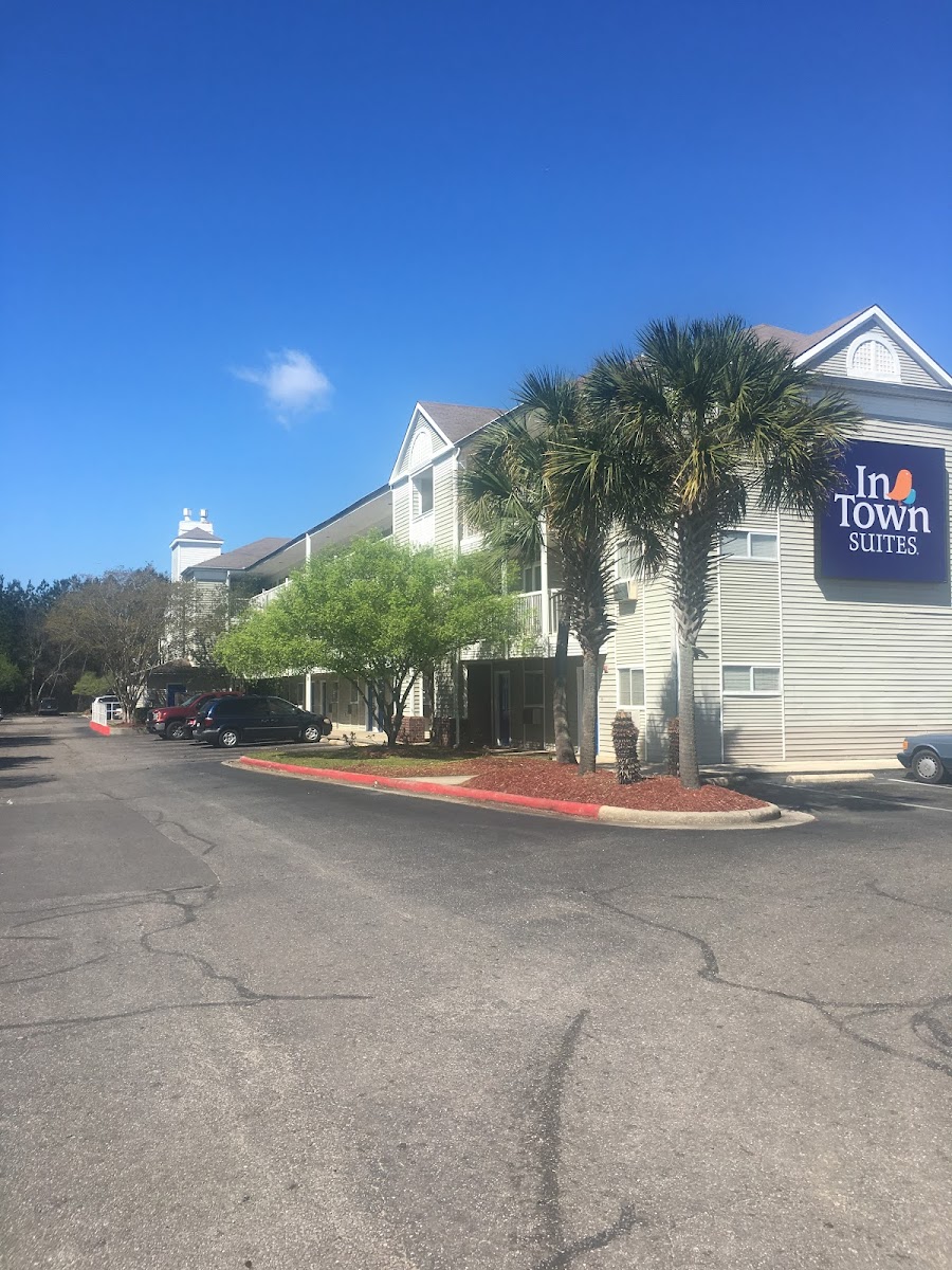InTown Suites Extended Stay Mobile AL - South Beltline