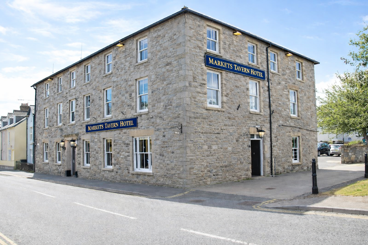 Markets Tavern
